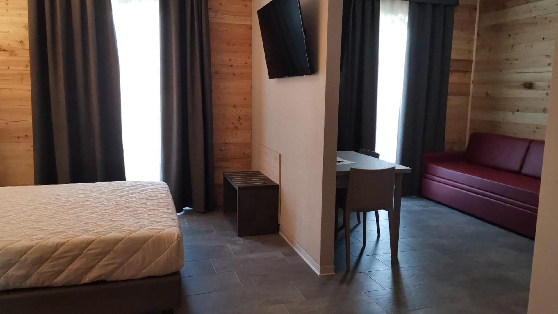 Albergo Rusen Borno Exteriör bild