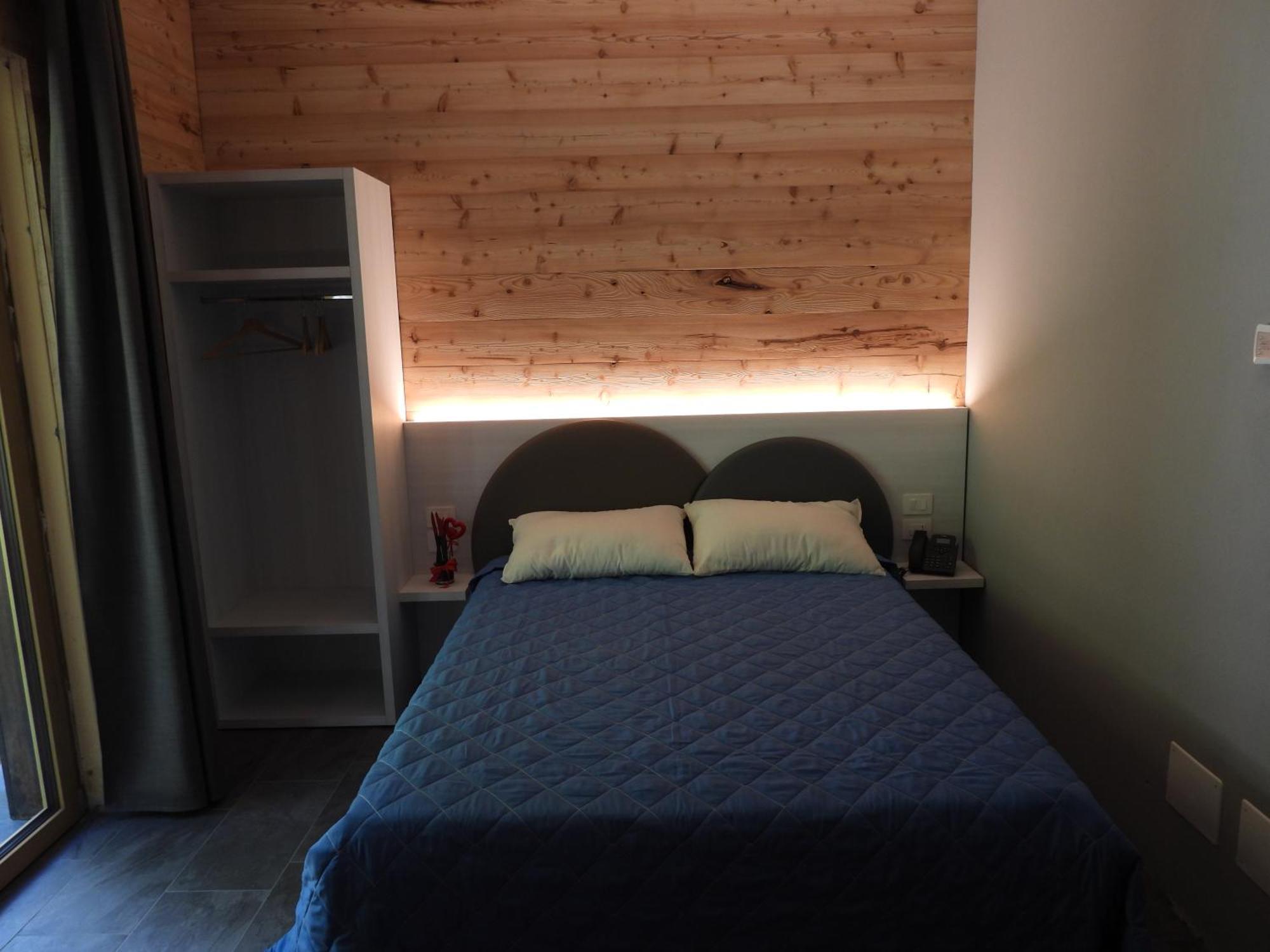 Albergo Rusen Borno Exteriör bild
